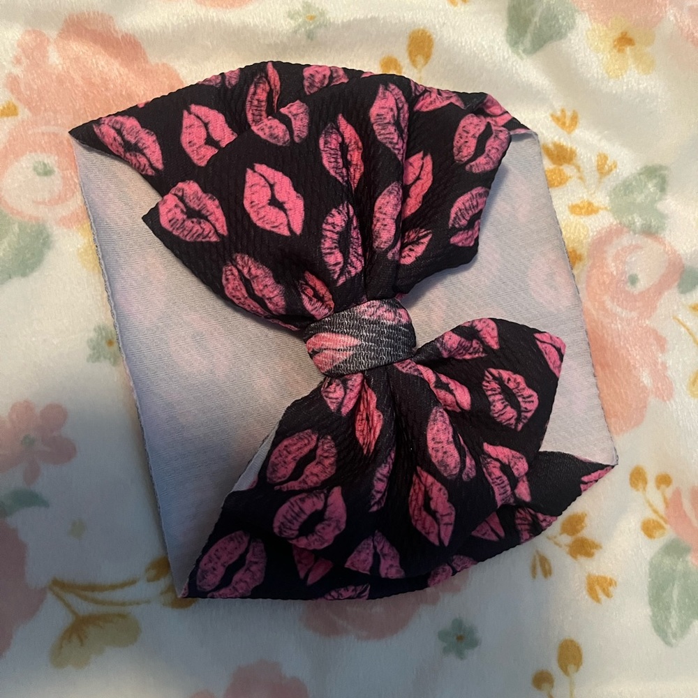 Bows - Picture 4 of 8